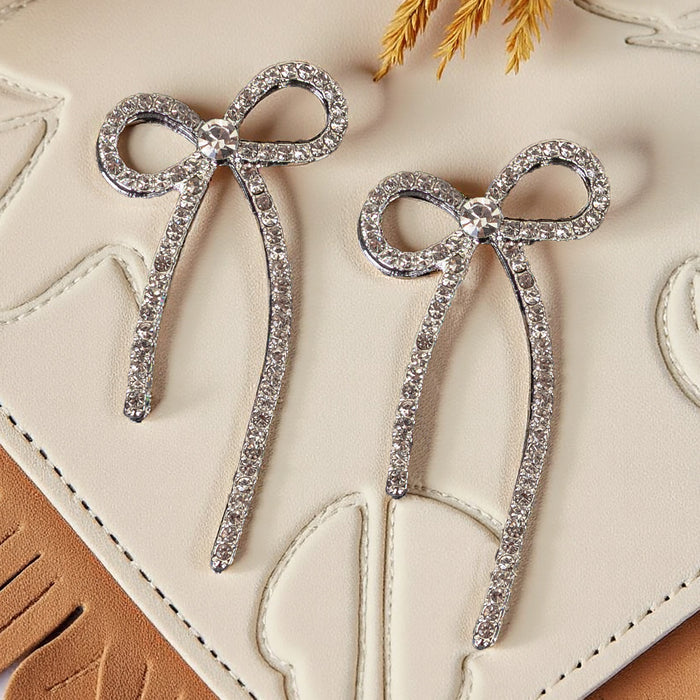 93490 - Crystal Bow Earrings - Clear