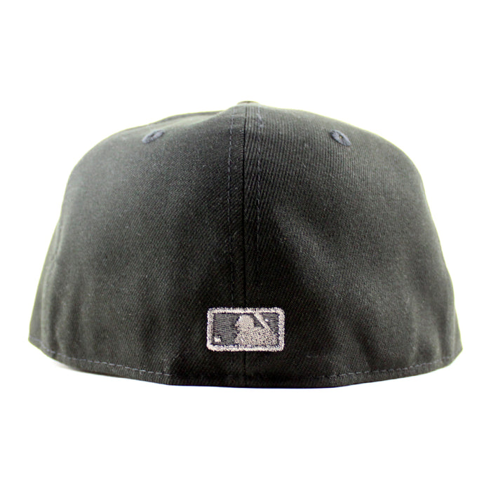 Chicago Cubs Lola Loves Chicago New Era 59Fifty Fitted Hat (Black Gray Under Brim)
