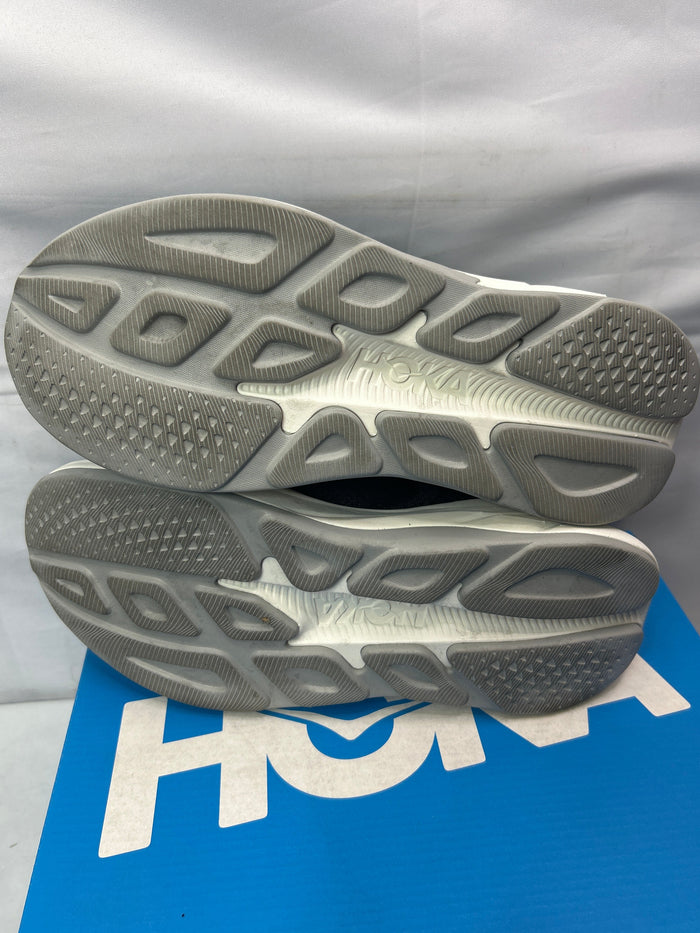 HOKA Men’s Rincon 4 BWHT Size 10D *Lightly Used*