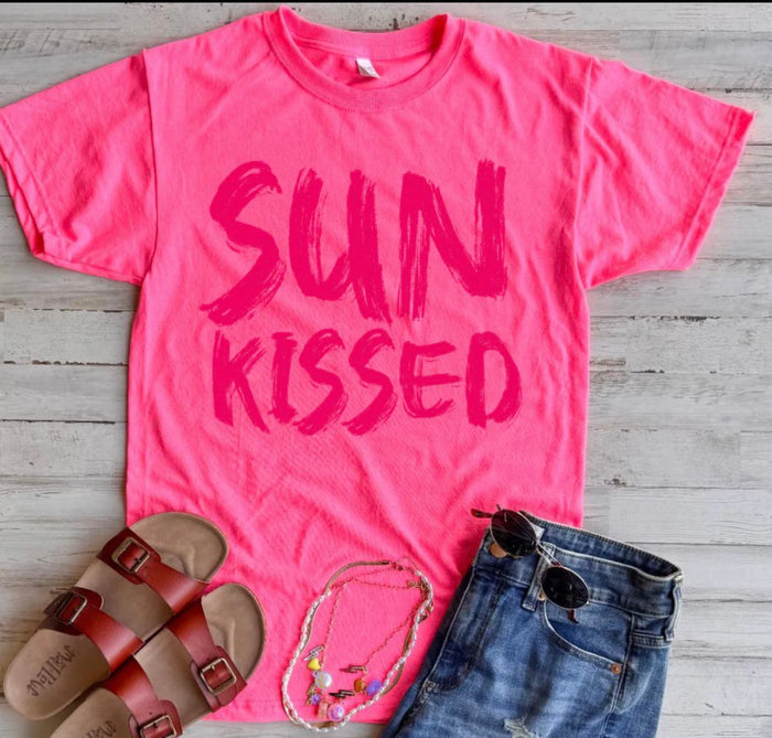 PREORDER: Sun-kissed Tee