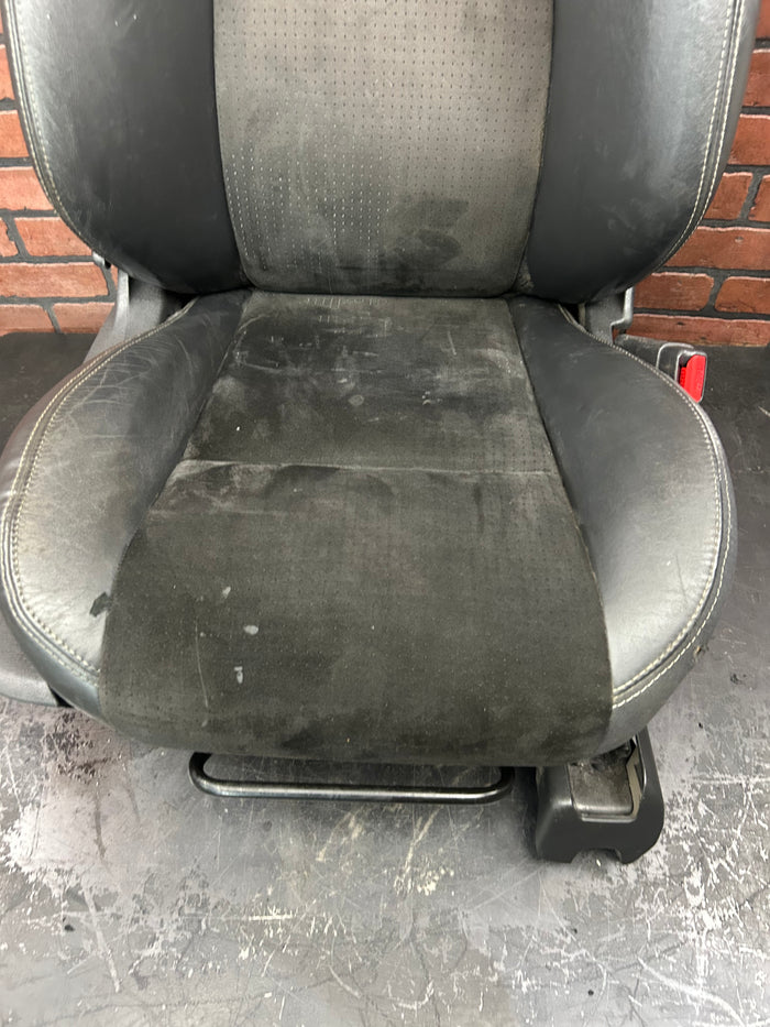 08-10 DODGE CHALLENGER SRT POWER HEATED SEAT FRONT PASSENGER RH BLACK LEATHER