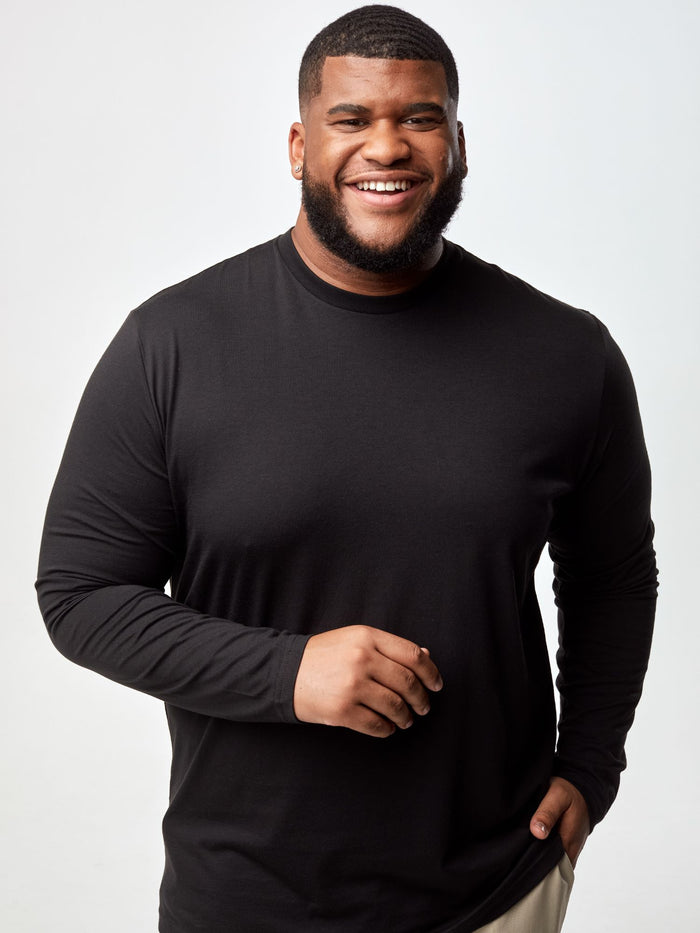 Steven is 6', 275lbs and wears a size 3XL # Long Sleeve Tee 3-Pack in Black | Fresh Clean Threads