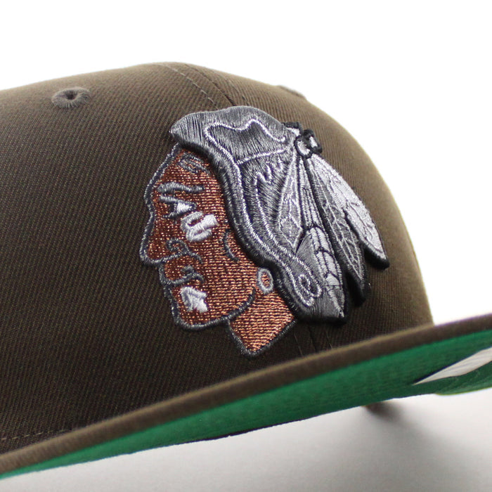 Chicago Blackhawks Winter Classic 2014 New Era 59Fifty Fitted Hat (Walnut Gray Under brim)