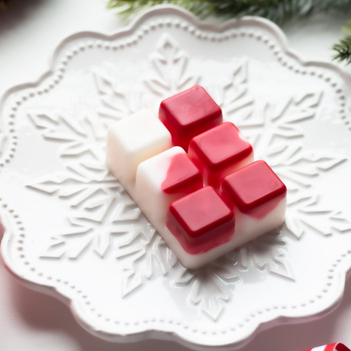 Christmas Wax Melts Merry & Bright - White & Red 3 oz. - Jarful House