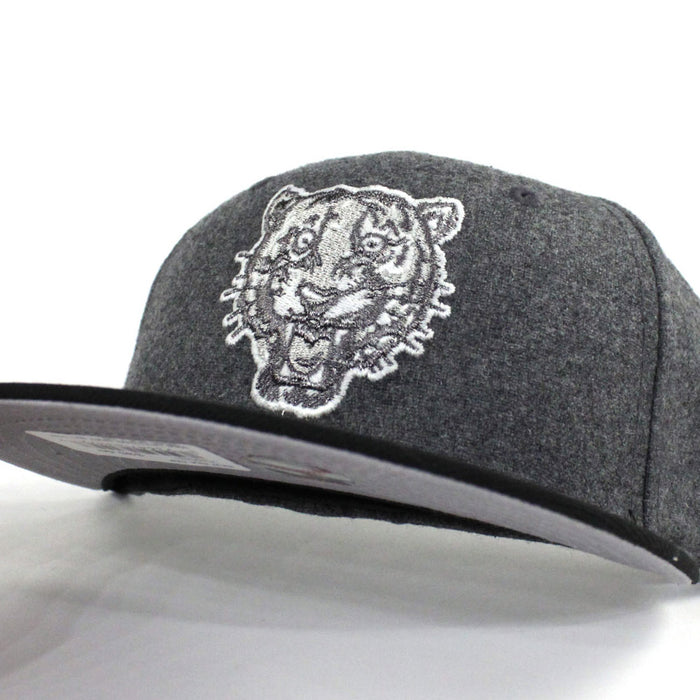Detroit Tigers New Era 59Fifty Fitted Hat (Flannel Black Gray Under Brim)