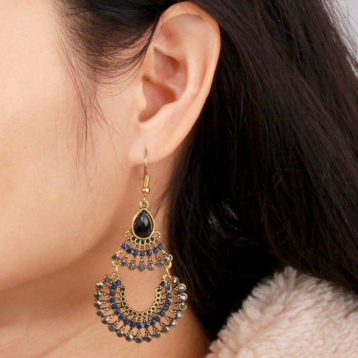 E1573 - Fashion Hollow Water Drop Earrings