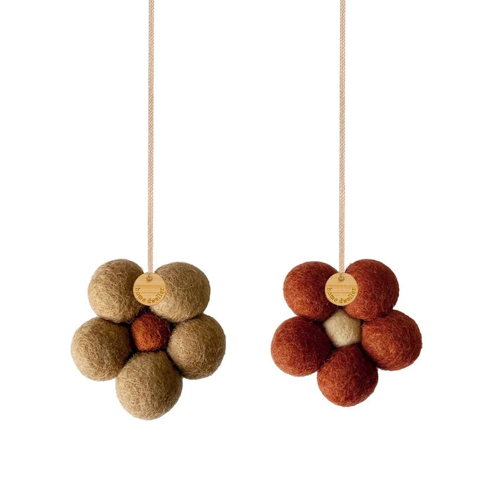 FELT FLOWER FRESHNERS | Creamy Caramel - Darling & Domain