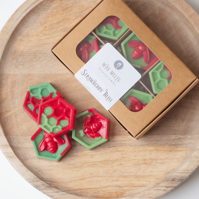 Handmade Strawberry Bliss Honeycomb Wax Melts | Set of 6 | Summer Scent - Jarful House