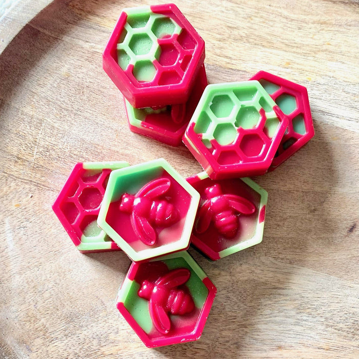 Handmade Strawberry Bliss Honeycomb Wax Melts | Set of 6 | Summer Scent - Jarful House