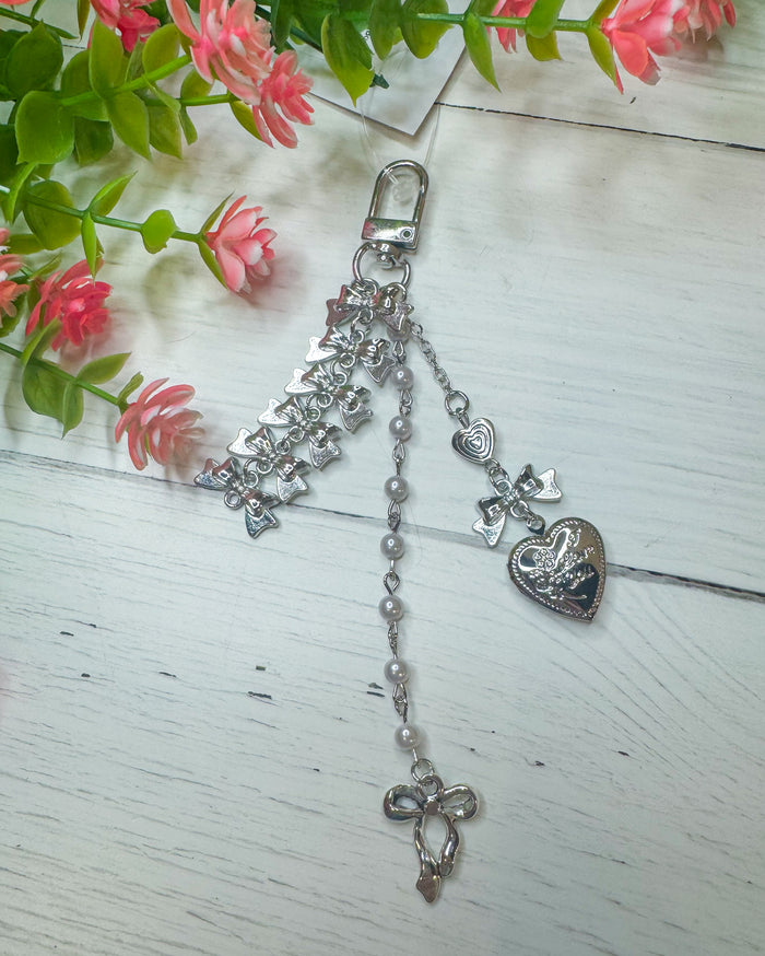 Hearts & Bows Pearl Accent Keychain