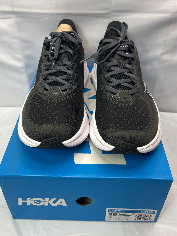 HOKA Women’s Machi 6 BWHT Size 9B *New