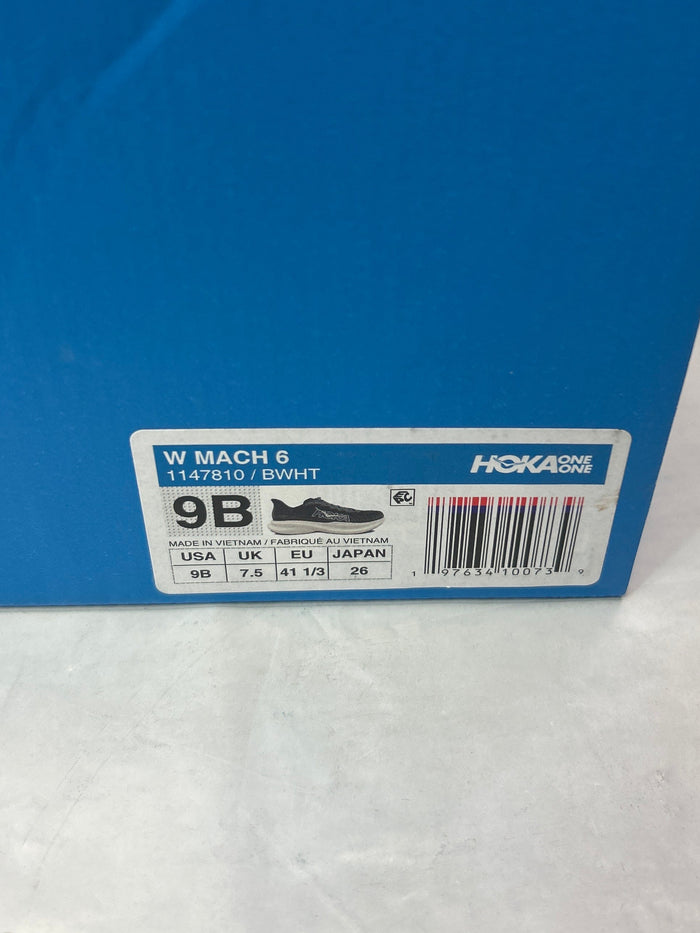 HOKA Women’s Machi 6 BWHT Size 9B *New
