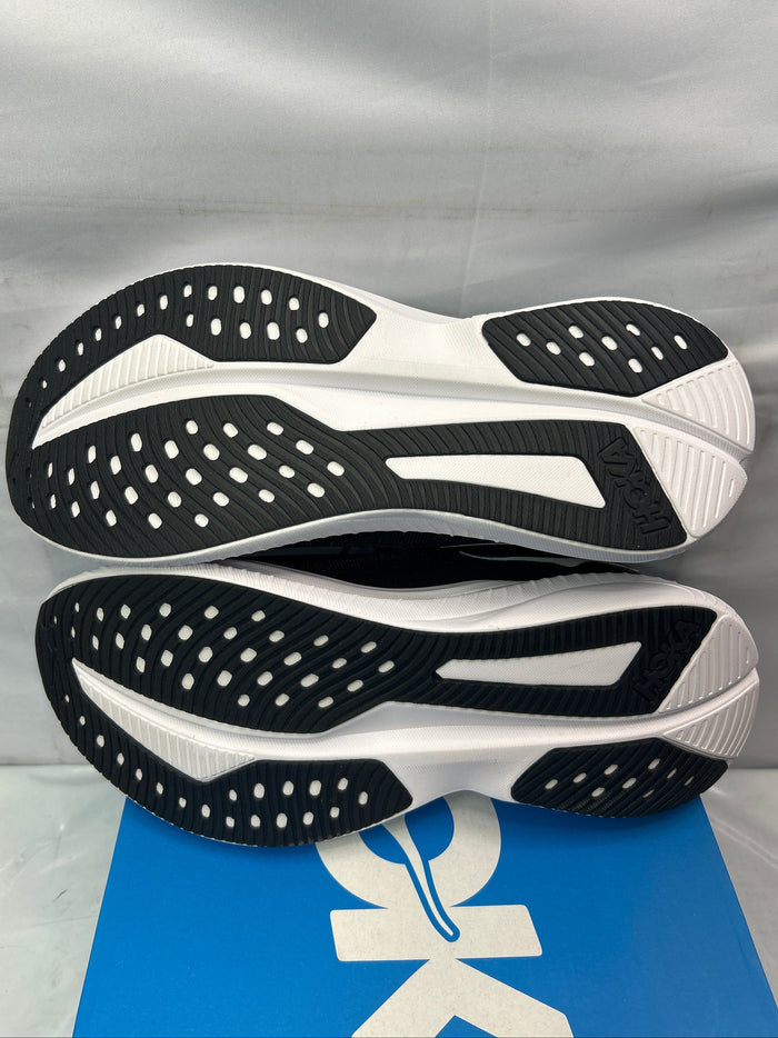 HOKA Women’s Machi 6 BWHT Size 9B *New
