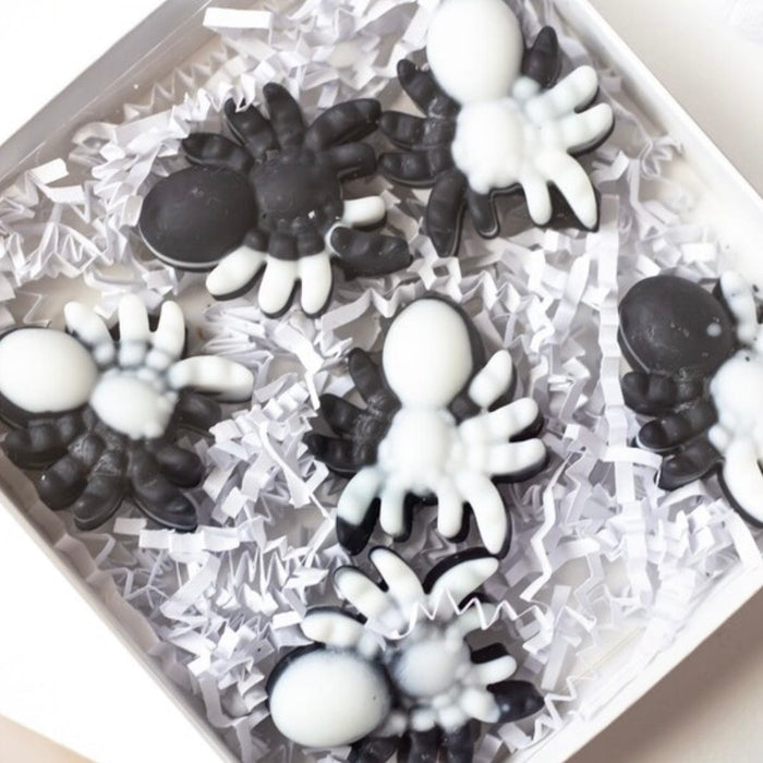 Itsy Bitsy Spider Coconut Wax Melts - Spooky Halloween Scented Delights - Jarful House