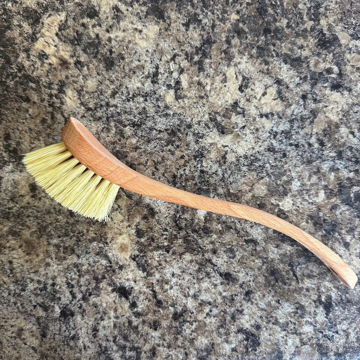 &Keep Curved Handled Beechwood Dish Brush