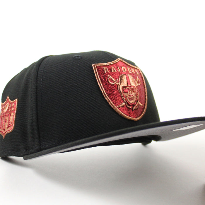 Las Vegas Raiders NFL Patch New Era 59Fifty Fitted Hat (Black Gray Under Brim)