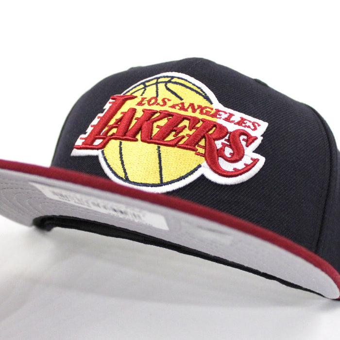 Los Angeles Lakers New Era 59Fifty Fitted Hat (Cleveland Cavaliers Color Gray Under Brim)