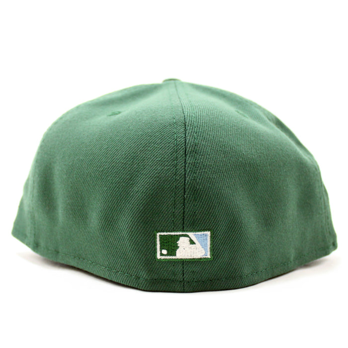 New York Yankees 2000 World Series Side Patch New Era 59Fifty Fitted Hat (GITD Mountain Green Sky Blue Under Brim)