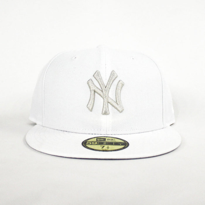 New York Yankees New Era 59Fifty Fitted Hat (Adidas Ultra Boost White M Silver Gray Under Brim)