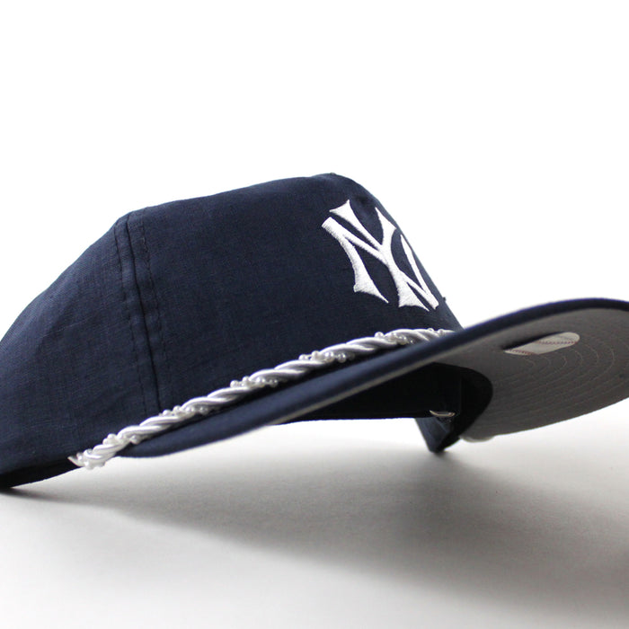 New York Yankees New Era Snapback Hat (Navy Gray Under Brim)