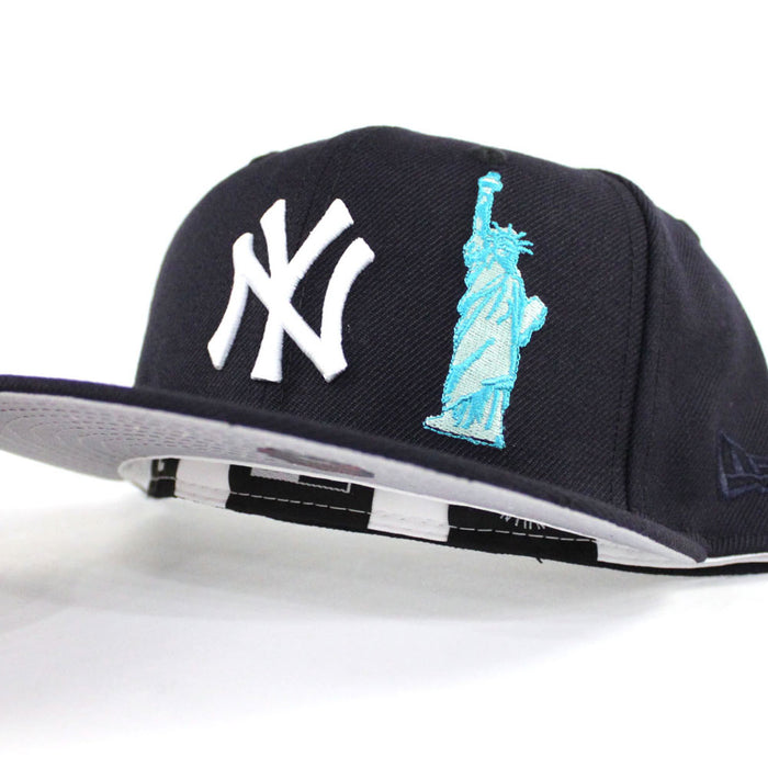 New York Yankees Statue Of Liberty National Monument New Era 59Fifty Fitted Hat (Navy Gray Under Brim)