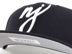 NJ Script  9Fifty Snapback Hat (Navy WHITE GRAY UNDER BRIM)