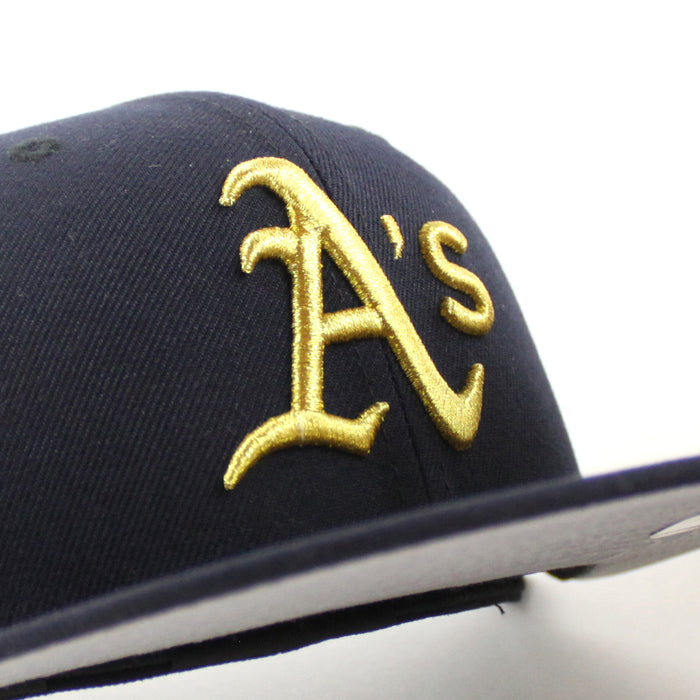 Oakland Athletics Ricky Henderson New Era 59Fifty Fitted Hat (Navy Gray Under Brim)