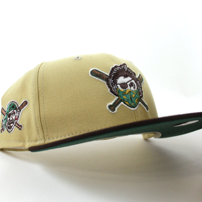 Pittsburgh Pirates PIRATES Patch 59Fifty New Era Fitted Hat (VEGAS GOLD BURNT WOOD EMERALD GREEN Under Brim)