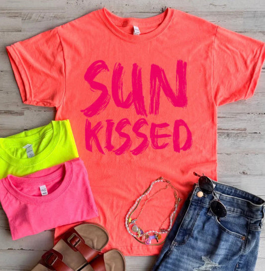 PREORDER: Sun-kissed Tee