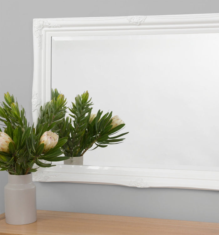 Print Decor Princess Gloss White Mirror, in situ