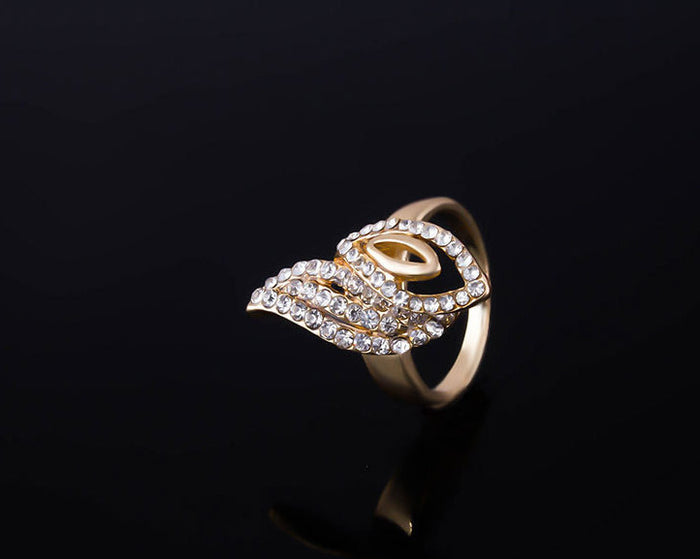 SET322 - Elegant Gold Jewellery Set