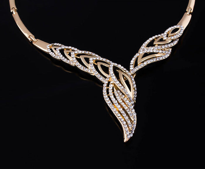 SET322 - Elegant Gold Jewellery Set