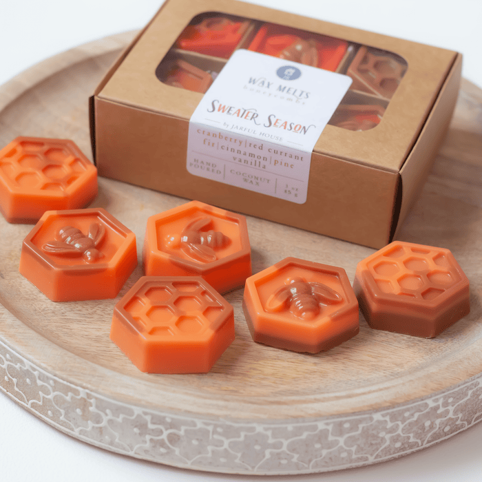 Sweater Season Wax Melts | Cinnamon + Cranberry + Pine + Fir + Vanilla - Jarful House