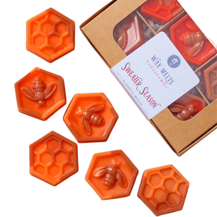 Sweater Season Wax Melts | Cinnamon + Cranberry + Pine + Fir + Vanilla - Jarful House