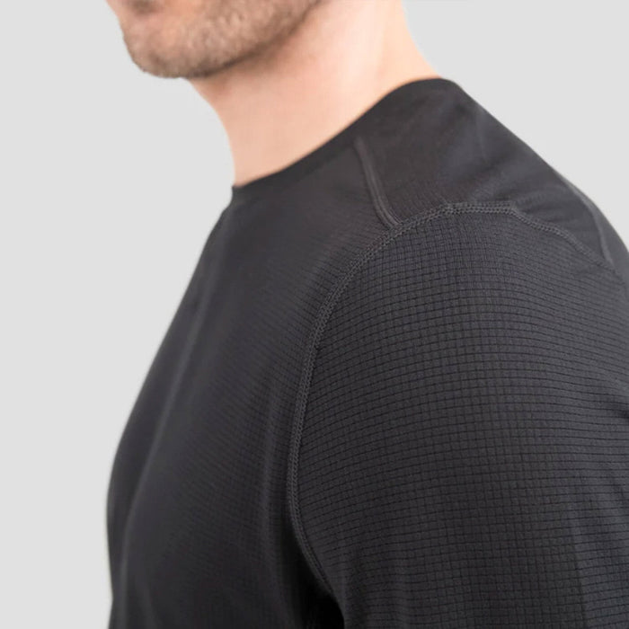 Terramar Men's Transport® Lightweight Performance Long Sleeve Crew Top Thermals & Underwear Terramar